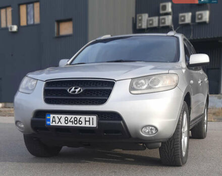 Серый Хендай Санта Фе, объемом двигателя 2.19 л и пробегом 225 тыс. км за 9500 $, фото 1 на Automoto.ua