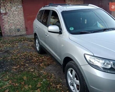 Серый Хендай Санта Фе, объемом двигателя 2.2 л и пробегом 215 тыс. км за 10500 $, фото 3 на Automoto.ua