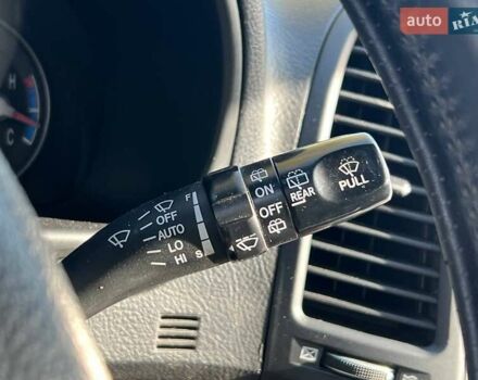 Серый Хендай Санта Фе, объемом двигателя 2.19 л и пробегом 344 тыс. км за 8990 $, фото 19 на Automoto.ua