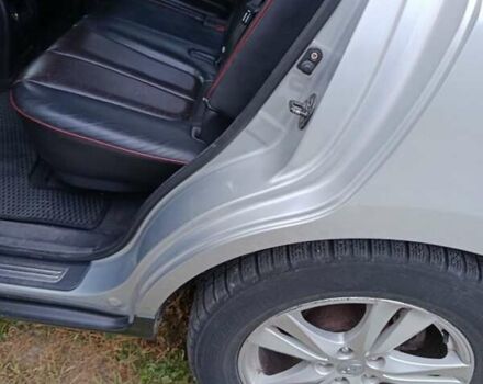 Серый Хендай Санта Фе, объемом двигателя 2.2 л и пробегом 312 тыс. км за 9000 $, фото 3 на Automoto.ua