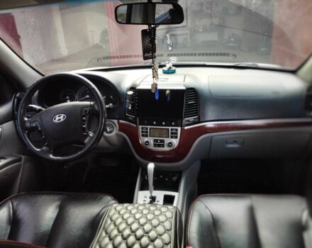 Сірий Хендай Санта Фе, об'ємом двигуна 0 л та пробігом 240 тис. км за 7800 $, фото 5 на Automoto.ua