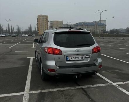 Сірий Хендай Санта Фе, об'ємом двигуна 2.2 л та пробігом 326 тис. км за 8800 $, фото 2 на Automoto.ua