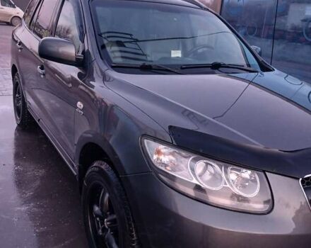 Серый Хендай Санта Фе, объемом двигателя 2.19 л и пробегом 240 тыс. км за 8400 $, фото 1 на Automoto.ua