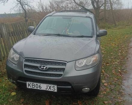 Серый Хендай Санта Фе, объемом двигателя 2.2 л и пробегом 261 тыс. км за 4500 $, фото 18 на Automoto.ua