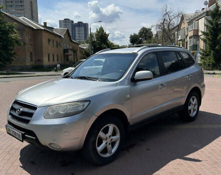 Сірий Хендай Санта Фе, об'ємом двигуна 2.19 л та пробігом 346 тис. км за 6900 $, фото 19 на Automoto.ua