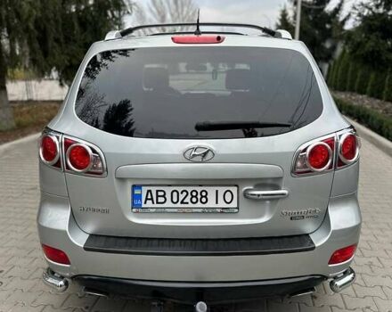 Сірий Хендай Санта Фе, об'ємом двигуна 2.19 л та пробігом 233 тис. км за 8900 $, фото 3 на Automoto.ua