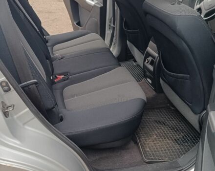 Серый Хендай Санта Фе, объемом двигателя 2 л и пробегом 290 тыс. км за 5000 $, фото 16 на Automoto.ua