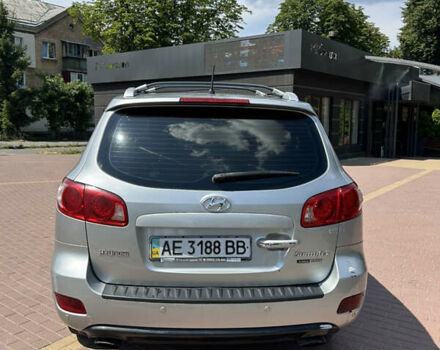 Сірий Хендай Санта Фе, об'ємом двигуна 2.19 л та пробігом 346 тис. км за 6900 $, фото 16 на Automoto.ua