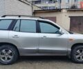 Сірий Хендай Санта Фе, об'ємом двигуна 2.35 л та пробігом 230 тис. км за 6500 $, фото 1 на Automoto.ua