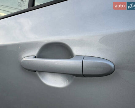 Сірий Хендай Санта Фе, об'ємом двигуна 2.7 л та пробігом 167 тис. км за 7850 $, фото 45 на Automoto.ua