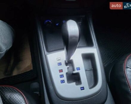 Сірий Хендай Санта Фе, об'ємом двигуна 2.2 л та пробігом 283 тис. км за 9300 $, фото 87 на Automoto.ua