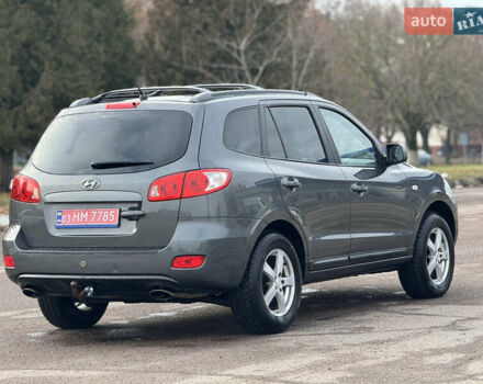 Серый Хендай Санта Фе, объемом двигателя 2.2 л и пробегом 260 тыс. км за 8700 $, фото 5 на Automoto.ua