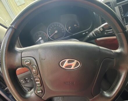 Сірий Хендай Санта Фе, об'ємом двигуна 2.2 л та пробігом 270 тис. км за 8500 $, фото 5 на Automoto.ua