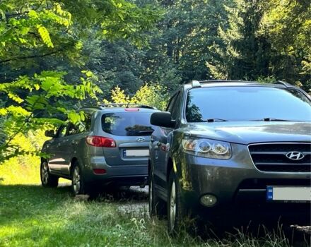 Серый Хендай Санта Фе, объемом двигателя 2.2 л и пробегом 320 тыс. км за 9800 $, фото 13 на Automoto.ua