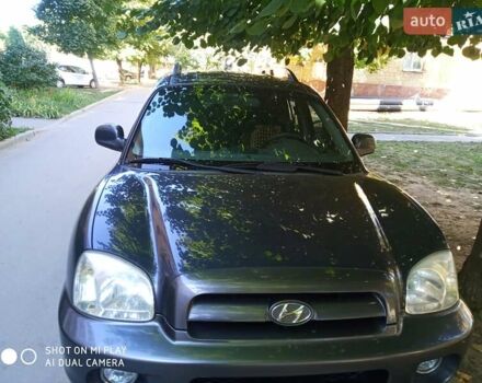 Сірий Хендай Санта Фе, об'ємом двигуна 2.4 л та пробігом 240 тис. км за 6500 $, фото 5 на Automoto.ua