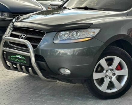 Серый Хендай Санта Фе, объемом двигателя 2.2 л и пробегом 225 тыс. км за 8990 $, фото 3 на Automoto.ua