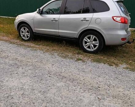 Серый Хендай Санта Фе, объемом двигателя 2.2 л и пробегом 312 тыс. км за 9000 $, фото 9 на Automoto.ua