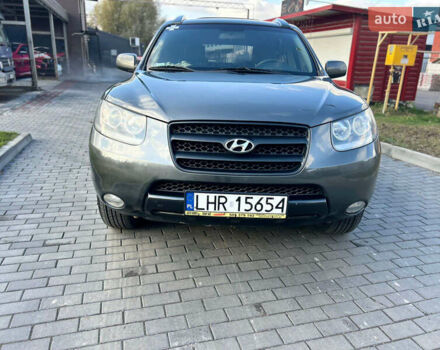 Серый Хендай Санта Фе, объемом двигателя 0 л и пробегом 300 тыс. км за 5500 $, фото 13 на Automoto.ua