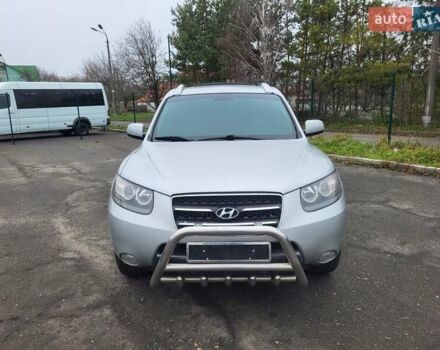Сірий Хендай Санта Фе, об'ємом двигуна 2.2 л та пробігом 283 тис. км за 9300 $, фото 7 на Automoto.ua