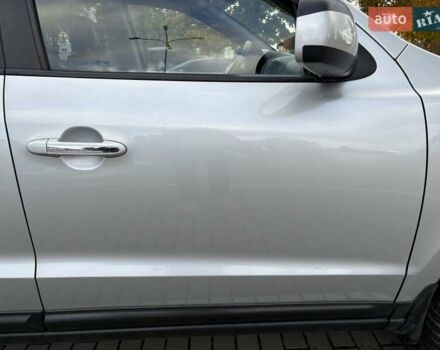 Серый Хендай Санта Фе, объемом двигателя 2.19 л и пробегом 276 тыс. км за 8550 $, фото 20 на Automoto.ua