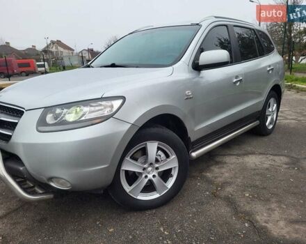 Сірий Хендай Санта Фе, об'ємом двигуна 2.2 л та пробігом 283 тис. км за 9300 $, фото 2 на Automoto.ua