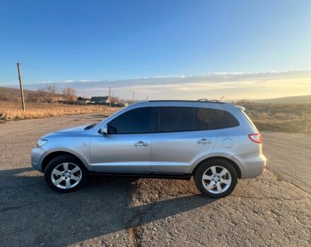 Серый Хендай Санта Фе, объемом двигателя 2.7 л и пробегом 210 тыс. км за 7800 $, фото 5 на Automoto.ua