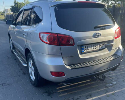 Серый Хендай Санта Фе, объемом двигателя 2.19 л и пробегом 280 тыс. км за 9000 $, фото 5 на Automoto.ua