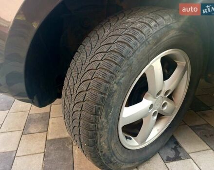 Серый Хендай Санта Фе, объемом двигателя 2.2 л и пробегом 223 тыс. км за 8850 $, фото 9 на Automoto.ua