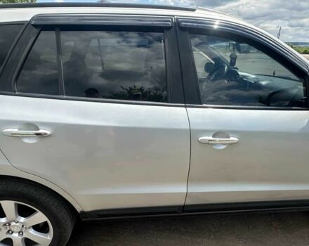 Серый Хендай Санта Фе, объемом двигателя 2.2 л и пробегом 320 тыс. км за 8200 $, фото 9 на Automoto.ua