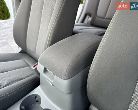 Сірий Хендай Санта Фе, об'ємом двигуна 2.7 л та пробігом 167 тис. км за 7850 $, фото 46 на Automoto.ua