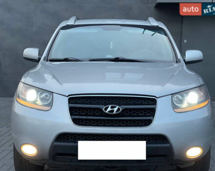 Серый Хендай Санта Фе, объемом двигателя 2.19 л и пробегом 274 тыс. км за 8800 $, фото 14 на Automoto.ua