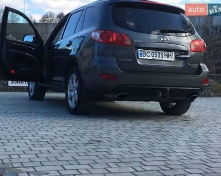 Сірий Хендай Санта Фе, об'ємом двигуна 2.2 л та пробігом 289 тис. км за 8800 $, фото 3 на Automoto.ua