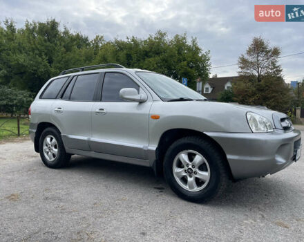 Сірий Хендай Санта Фе, об'ємом двигуна 2.35 л та пробігом 129 тис. км за 7000 $, фото 2 на Automoto.ua
