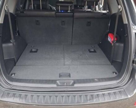 Серый Хендай Санта Фе, объемом двигателя 2.19 л и пробегом 296 тыс. км за 9700 $, фото 7 на Automoto.ua