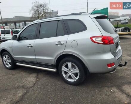 Сірий Хендай Санта Фе, об'ємом двигуна 2.2 л та пробігом 283 тис. км за 9300 $, фото 19 на Automoto.ua
