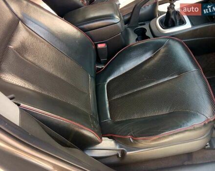 Серый Хендай Санта Фе, объемом двигателя 2.2 л и пробегом 223 тыс. км за 8850 $, фото 14 на Automoto.ua