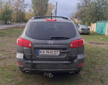 Серый Хендай Санта Фе, объемом двигателя 2.2 л и пробегом 297 тыс. км за 5000 $, фото 2 на Automoto.ua