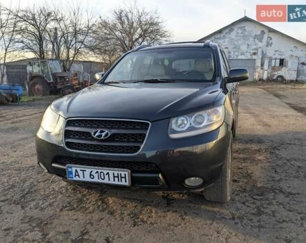 Сірий Хендай Санта Фе, об'ємом двигуна 2.19 л та пробігом 320 тис. км за 8500 $, фото 7 на Automoto.ua