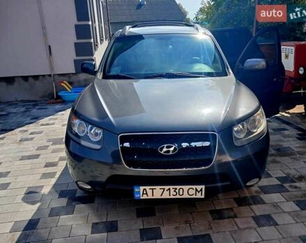 Серый Хендай Санта Фе, объемом двигателя 2.2 л и пробегом 223 тыс. км за 8850 $, фото 3 на Automoto.ua