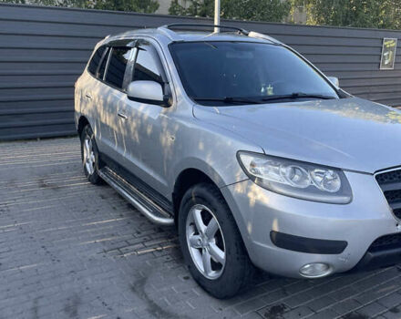 Серый Хендай Санта Фе, объемом двигателя 2.19 л и пробегом 280 тыс. км за 9000 $, фото 7 на Automoto.ua