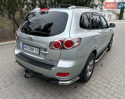 Сірий Хендай Санта Фе, об'ємом двигуна 2.19 л та пробігом 233 тис. км за 8900 $, фото 19 на Automoto.ua