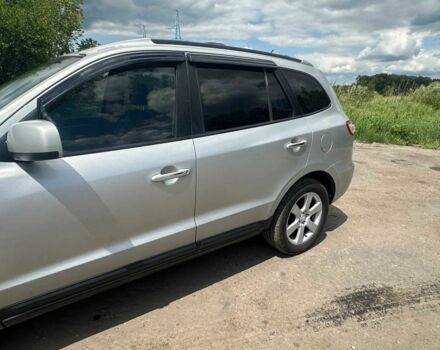 Серый Хендай Санта Фе, объемом двигателя 2.2 л и пробегом 320 тыс. км за 8200 $, фото 3 на Automoto.ua