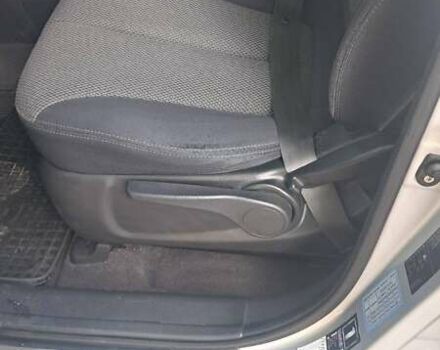 Сірий Хендай Санта Фе, об'ємом двигуна 2.2 л та пробігом 222 тис. км за 9000 $, фото 9 на Automoto.ua