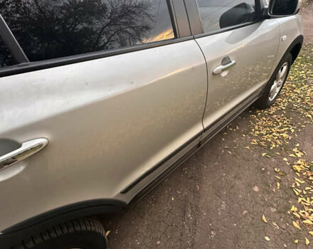 Серый Хендай Санта Фе, объемом двигателя 2.2 л и пробегом 340 тыс. км за 8300 $, фото 13 на Automoto.ua