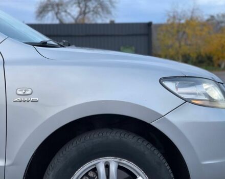 Серый Хендай Санта Фе, объемом двигателя 2.2 л и пробегом 337 тыс. км за 9300 $, фото 5 на Automoto.ua