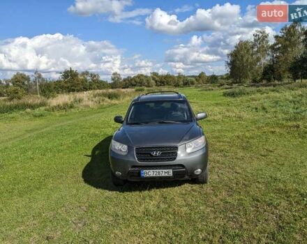 Серый Хендай Санта Фе, объемом двигателя 2.19 л и пробегом 243 тыс. км за 7999 $, фото 1 на Automoto.ua