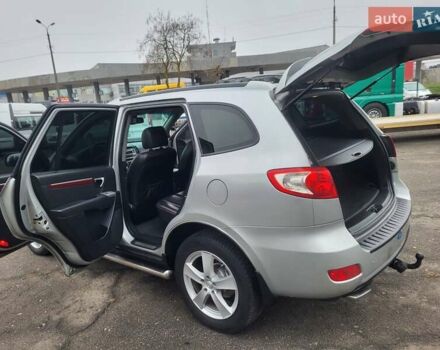 Сірий Хендай Санта Фе, об'ємом двигуна 2.2 л та пробігом 283 тис. км за 9300 $, фото 62 на Automoto.ua