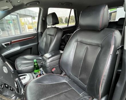 Серый Хендай Санта Фе, объемом двигателя 2.2 л и пробегом 270 тыс. км за 4800 $, фото 15 на Automoto.ua