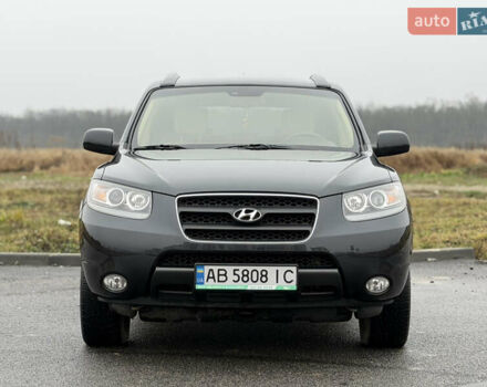 Серый Хендай Санта Фе, объемом двигателя 2.2 л и пробегом 232 тыс. км за 10555 $, фото 26 на Automoto.ua