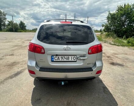 Серый Хендай Санта Фе, объемом двигателя 2.2 л и пробегом 320 тыс. км за 8200 $, фото 6 на Automoto.ua